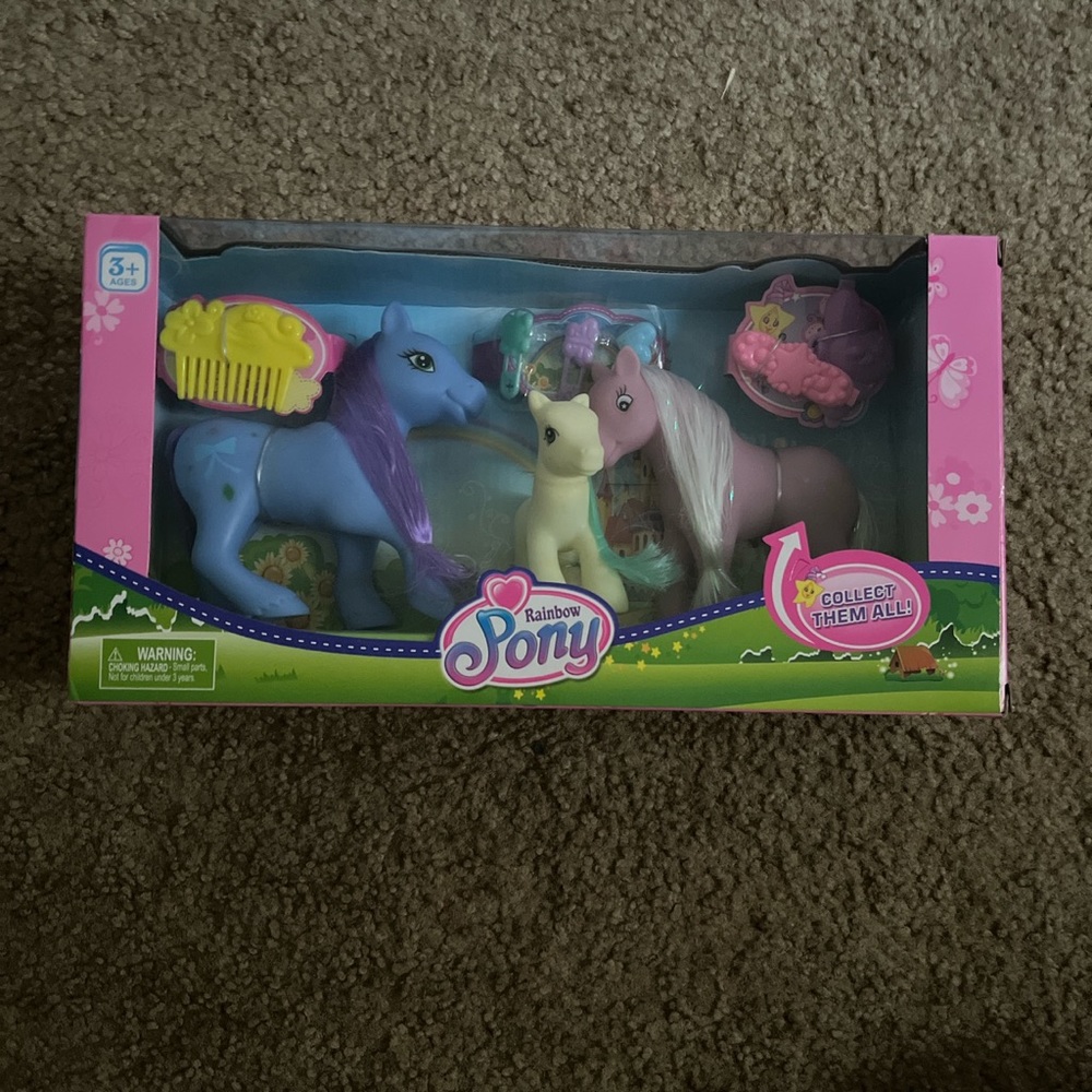 Pony set